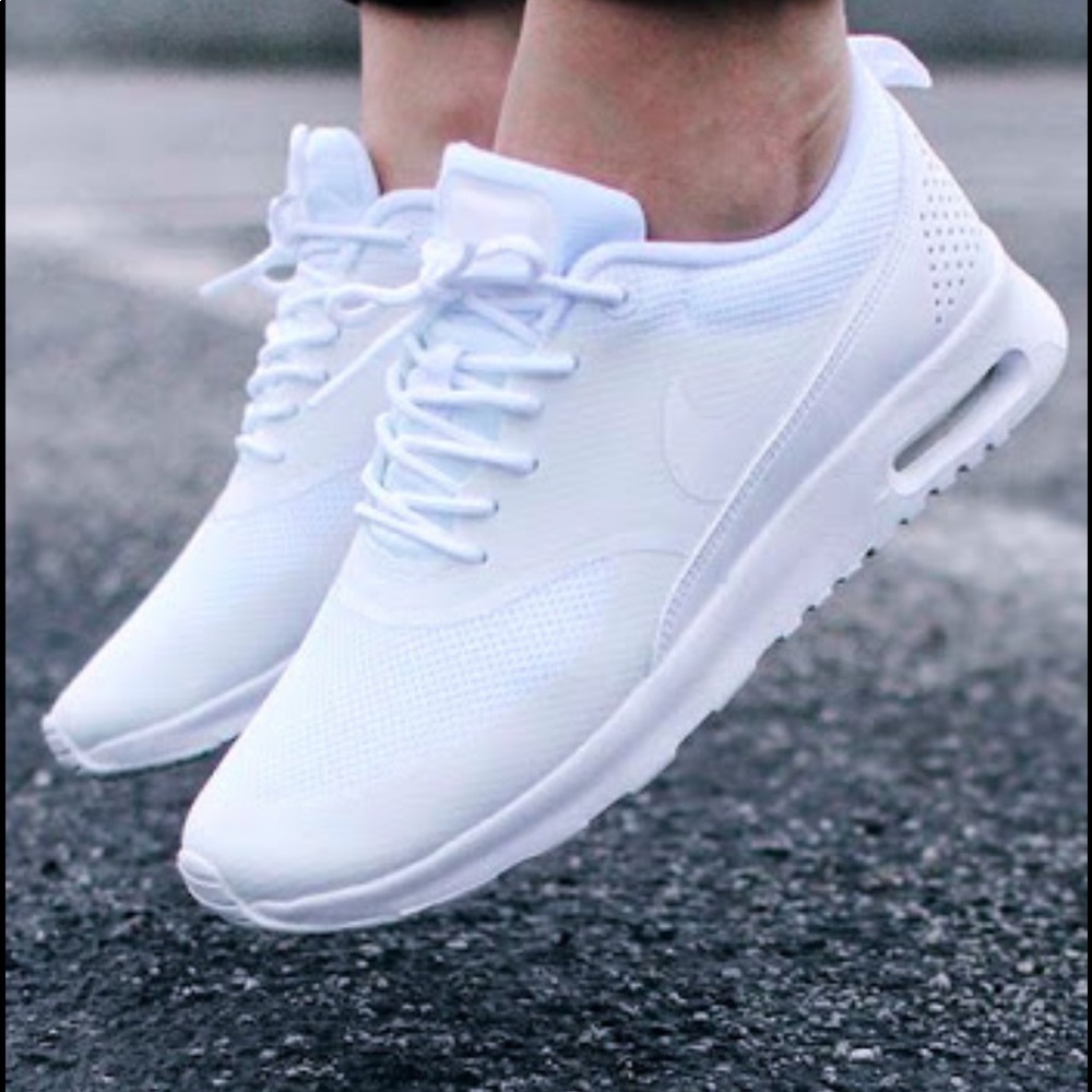 NIKE air max THEA